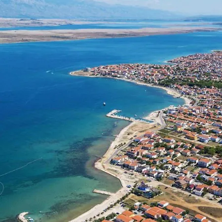 Spacious Holiday In Dalmatia With Beach Nearby Holiday home