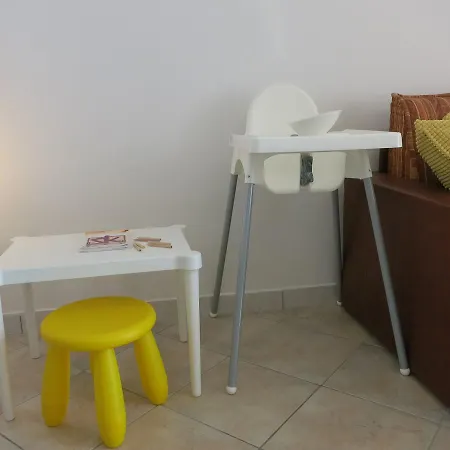 Spacious Holiday In Dalmatia With Beach Nearby * Vir